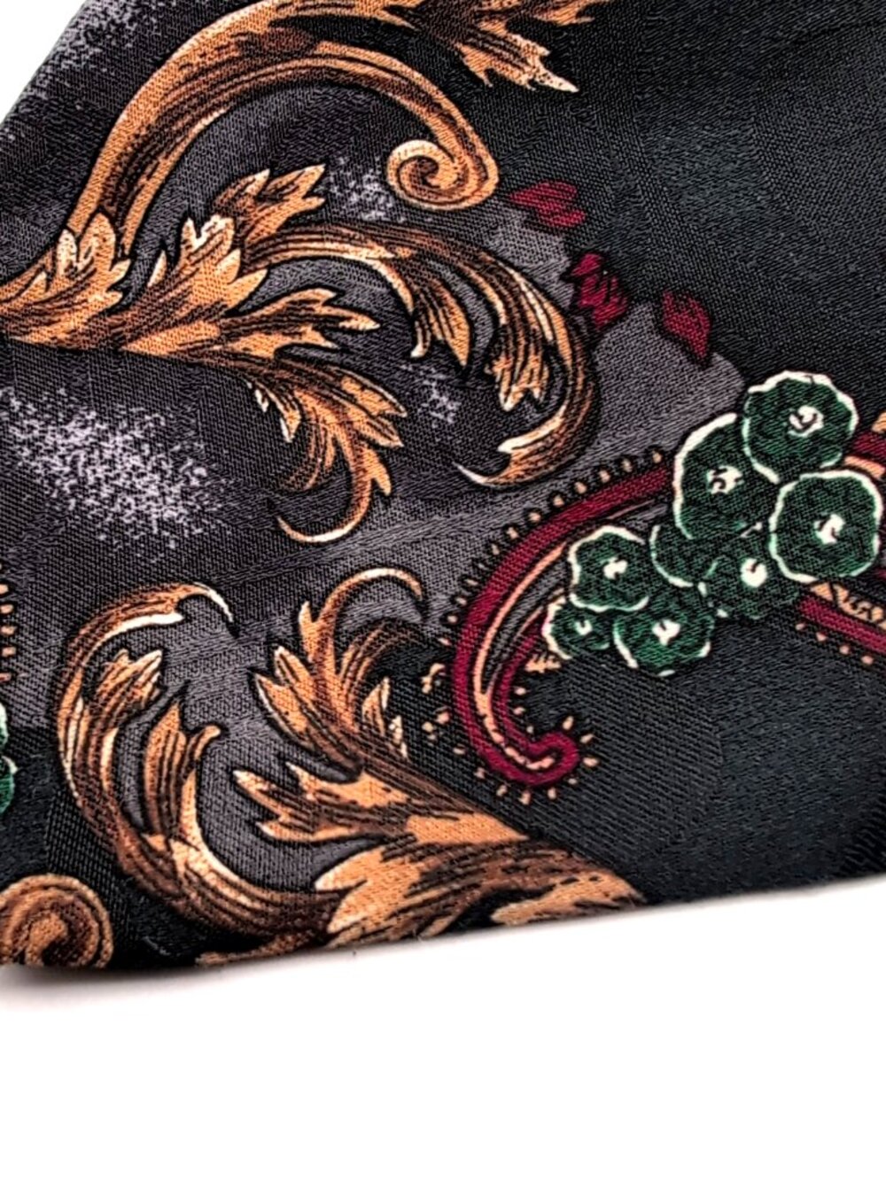 Vintage Le Chateau Men's Paisley Necktie 58.5" Polyester Black/Brown Canada GUC - Picture 2 of 4